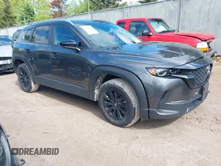 2024 Mazda CX-50 S Select z VIN 7MMVABAM5RN228592, wystawiony jako IAAI lot #42322018 z przebiegiem 19 368 mil mil oraz . Historia ofert i sprzedaży dostępna na DreamBid. Obrazek 1.