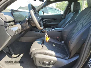 2024 BMW 5 Series 530i xDrive with VIN WBA53FJ03RCS08462, listed as a Copart auction lot 62658145 with 32,323 mi miles and Clean title. Bid and sale history available at DreamBid. Image 7.