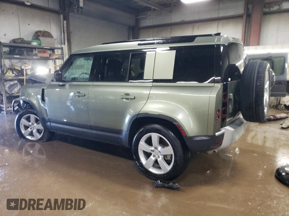 2025 Land Rover Defender S с VIN SALEJ7EXXS2363343, выставлен на аукционе Copart как лот 47466005 с пробегом 118 миль миль и Списание • Salvage title. История ставок и продаж доступна на DreamBid. Изображение 2.