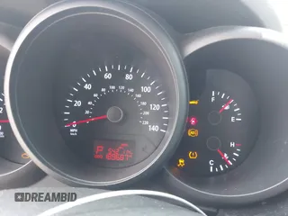 2013 Kia Soul with VIN KNDJT2A52D7631573, listed as a IAAI auction lot 42146142 with 189,687 mi miles and . Bid and sale history available at DreamBid. Image 7.