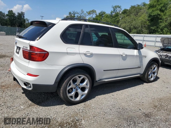 2012 BMW X5 35d with VIN 5UXZW0C57CL672443, listed as a Copart auction lot 55689215 with 247,014 mi miles and Clean title. Bid and sale history available at DreamBid. Image 3.