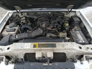 2003 Ford Explorer Sport XLS z VIN 1FMYU60EX3UB96754, wystawiony jako Copart lot #71924874 z przebiegiem 251 869 mil mil oraz Szkody całkowita. Historia ofert i sprzedaży dostępna na DreamBid. Obrazek 12.