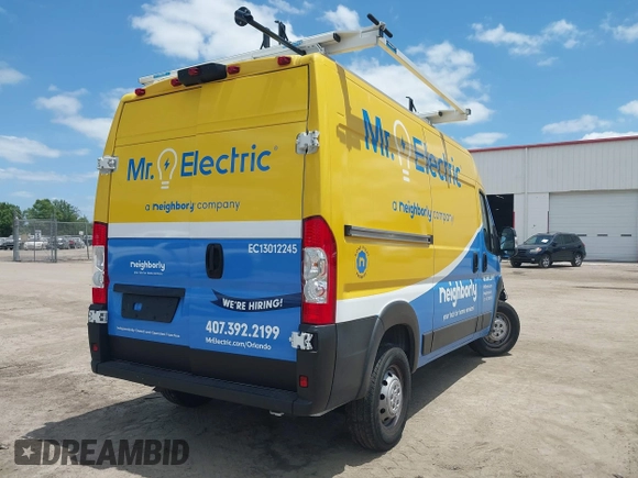 2023 Ram ProMaster Cargo with VIN 3C6LRVBG8PE548461, listed as a IAAI auction lot 42176460 with 32,791 mi miles. Bid and sale history available at carsss.com. Image 4.