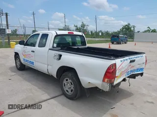 2015 Toyota Tacoma with VIN 5TFTX4CN6FX067709, listed as a IAAI auction lot 42138963 with 119,832 mi miles and . Bid and sale history available at DreamBid. Image 3.
