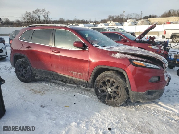 2017 Jeep Cherokee Latitude with VIN 1C4PJMCS5HW628693, listed as a Copart auction lot 41810365 with 167,079 mi miles and Salvage Title. Bid and sale history available at carsss.com. Image 4.