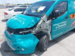 2020 Nissan NV200 SV with VIN 3N6CM0KN1LK709699, listed as a IAAI auction lot 39607271 with 68,740 mi miles and . Bid and sale history available at DreamBid. Image 6.
