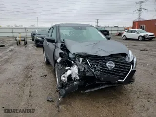 2024 Nissan Kicks S with VIN 3N1CP5BV4RL590088, listed as a Copart auction lot 47679995 with 910 mi miles and Salvage Title. Bid and sale history available at carsss.com. Image 10.
