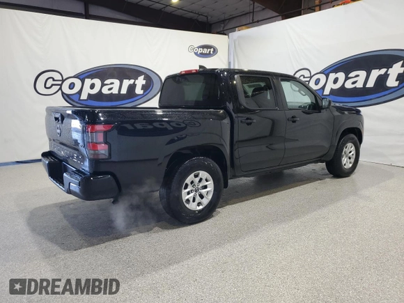 2024 Nissan Frontier SV z VIN 1N6ED1EJ1RN672132, wystawiony jako Copart lot #58047755 z przebiegiem 15 884 mil mil oraz Czysty tytuł • Clean title. Historia ofert i sprzedaży dostępna na DreamBid. Obrazek 3.