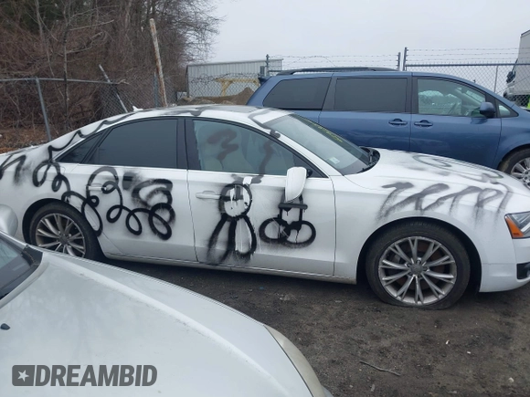 2012 Audi A8 с VIN WAUAVAFD9CN025571, выставлен на аукционе IAAI как лот 41919518 с пробегом 134 341 миль миль и . История ставок и продаж доступна на DreamBid. Изображение 13.