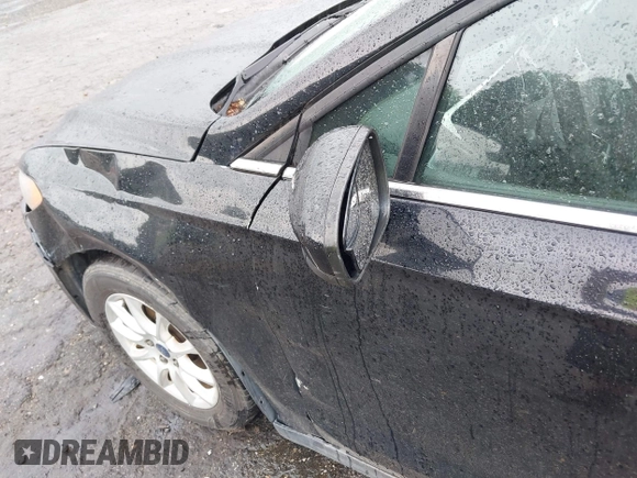 2016 Ford Fusion S z VIN 3FA6P0G70GR255496, wystawiony jako IAAI lot #42645878 z przebiegiem 198 899 mil mil oraz . Historia ofert i sprzedaży dostępna na DreamBid. Obrazek 15.