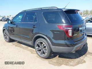 2015 Ford Explorer Sport z VIN 1FM5K8GT9FGA45710, wystawiony jako IAAI lot #42807452 z przebiegiem 110 277 mil mil oraz . Historia ofert i sprzedaży dostępna na DreamBid. Obrazek 3.