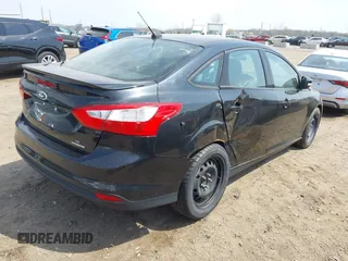 2014 Ford Focus SE with VIN 1FADP3F25EL214047, listed as a IAAI auction lot 42069414 with 113,148 mi miles. Bid and sale history available at carsss.com. Image 4.