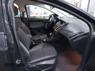2012 Ford Focus SE с VIN 1FAHP3F22CL394151, выставлен на аукционе IAAI как лот 42146644 с пробегом 79 433 миль миль и . История ставок и продаж доступна на DreamBid. Изображение 5.