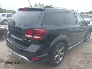 2017 Dodge Journey Crossroad Plus with VIN 3C4PDDGGXHT618194, listed as a IAAI auction lot 42507136 with 125,508 mi miles and . Bid and sale history available at DreamBid. Image 4.