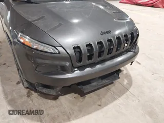 2016 Jeep Cherokee Latitude with VIN 1C4PJLCSXGW137190, listed as a IAAI auction lot 41563823 with 159,586 mi miles. Bid and sale history available at carsss.com. Image 6.