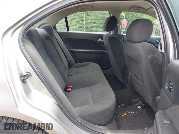 2008 Mercury Milan with VIN 3MEHM07158R649714, listed as a IAAI auction lot 42513695 with 131,801 mi miles and . Bid and sale history available at DreamBid. Image 8.