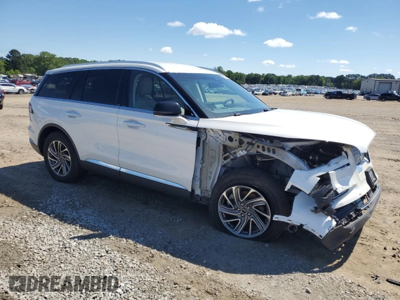 2023 Lincoln Aviator Standard z VIN 5LM5J6XC0PGL00380, wystawiony jako Copart lot #55167045 z przebiegiem 68 083 mil mil oraz Szkoda całkowita • Salvage title. Historia ofert i sprzedaży dostępna na DreamBid. Obrazek 4.