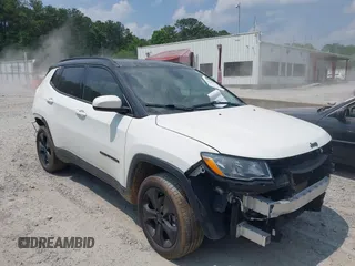 2019 Jeep Compass Latitude с VIN 3C4NJDBB6KT741137, выставлен на аукционе IAAI как лот 42393116 с пробегом 55 684 миль миль и . История ставок и продаж доступна на DreamBid. Изображение 13.