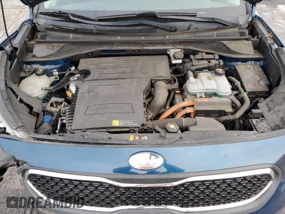 2017 Kia Niro LX with VIN KNDCB3LC7H5096920, listed as a Copart auction lot 44117755 with 104,808 mi miles and Salvage Title. Bid and sale history available at carsss.com. Image 13.