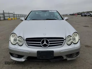 2004 Mercedes-Benz CLK 500 with VIN WDBTJ75J04F110990, listed as a Copart auction lot 85511414 with 251,096 mi miles and Salvage Title. Bid and sale history available at DreamBid. Image 5.