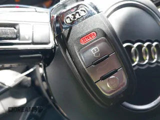 2016 Audi Q5 Premium Plus z VIN WA1L2AFP9GA009523, wystawiony jako IAAI lot #42536651 z przebiegiem 136 812 mil mil oraz . Historia ofert i sprzedaży dostępna na DreamBid. Obrazek 11.