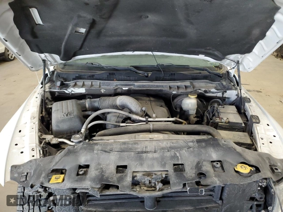 2016 Ram 1500 Express z VIN 1C6RR7FTXGS413959, wystawiony jako Copart lot #52417475 z przebiegiem 201 028 mil mil oraz Szkoda całkowita • Salvage title. Historia ofert i sprzedaży dostępna na DreamBid. Obrazek 11.