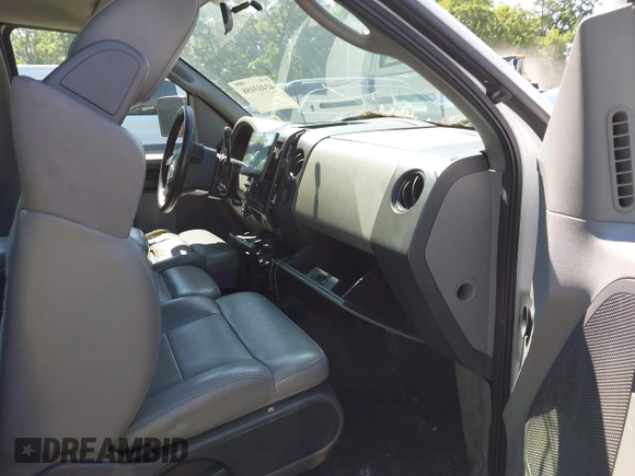 2006 Ford F-150 XL with VIN 1FTRF12236NA16666, listed as a IAAI auction lot 42403058 with 266,318 mi miles and . Bid and sale history available at DreamBid. Image 5.
