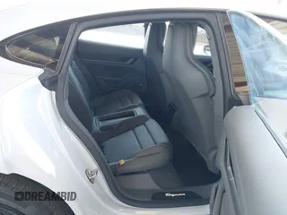2021 Porsche Taycan Turbo z VIN WP0AC2Y1XMSA63835, wystawiony jako IAAI lot #42579977 z przebiegiem 5 841 mil mil oraz . Historia ofert i sprzedaży dostępna na DreamBid. Obrazek 8.