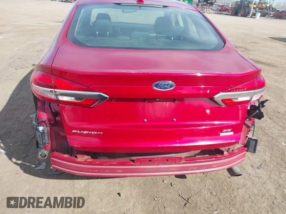 2020 Ford Fusion SE with VIN 3FA6P0HD9LR108222, listed as a IAAI auction lot 41829520 with 82,044 mi miles. Bid and sale history available at carsss.com. Image 6.