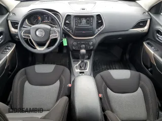 2018 Jeep Cherokee Latitude with VIN 1C4PJLCX5JD518007, listed as a Copart auction lot 53692425 with 30,101 mi miles and Salvage Title. Bid and sale history available at DreamBid. Image 8.