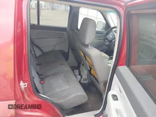 2008 Jeep Liberty Sport z VIN 1J8GP28KX8W235065, wystawiony jako IAAI lot #42254469 z przebiegiem 197 042 mil mil oraz . Historia ofert i sprzedaży dostępna na DreamBid. Obrazek 8.