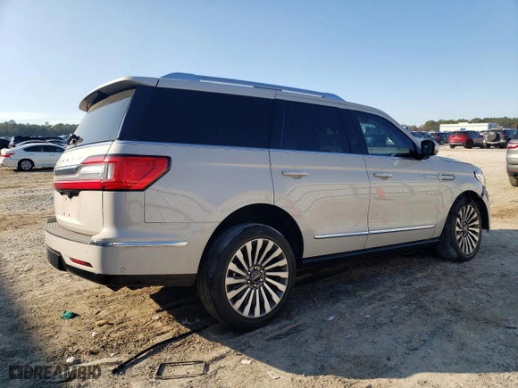 2021 Lincoln Navigator Reserve with VIN 5LMJJ2LT2MEL11448, listed as a Copart auction lot 88820385 with 42,476 mi miles and Salvage Title. Bid and sale history available at carsss.com. Image 3.