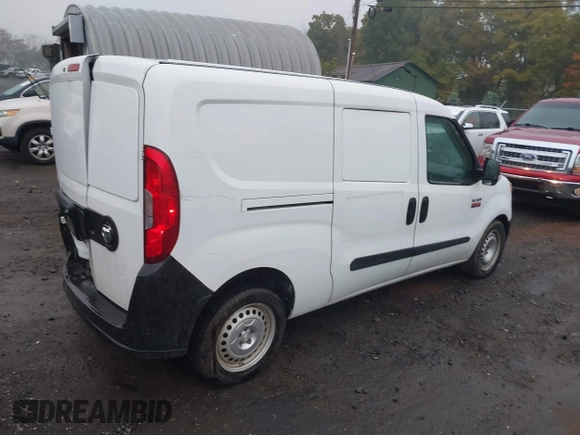 2017 Ram ProMaster City Cargo Tradesman z VIN ZFBERFAB2H6E50911, wystawiony jako IAAI lot #40390843 z przebiegiem 68 010 mil mil oraz . Historia ofert i sprzedaży dostępna na DreamBid. Obrazek 4.