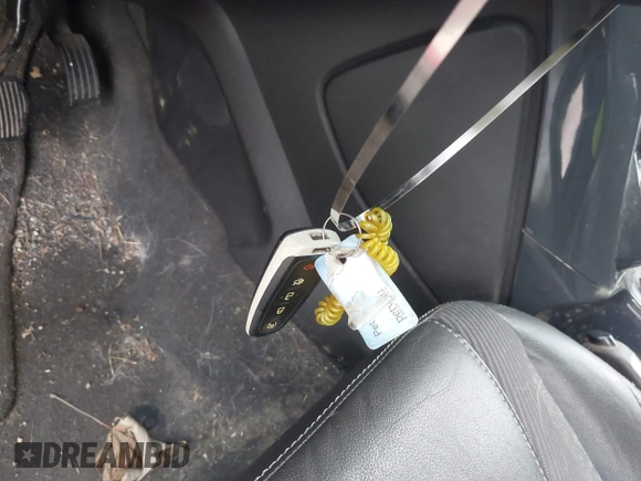 2013 Ford Escape Titanium с VIN 1FMCU9J96DUD76537, выставлен на аукционе IAAI как лот 42415225 с пробегом Не указан миль и . История ставок и продаж доступна на DreamBid. Изображение 11.