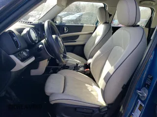 2020 MINI Countryman Cooper S с VIN WMZYX1C07L3L31791, выставлен на аукционе Copart как лот 43208355 с пробегом 32 725 миль миль и Списание • Salvage title. История ставок и продаж доступна на DreamBid. Изображение 7.