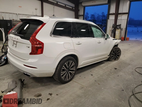 2020 Volvo XC90 Momentum with VIN YV4A22PK2L1546246, listed as a Copart auction lot 42031195 with 24,152 mi miles and Salvage Title. Bid and sale history available at carsss.com. Image 3.