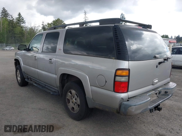 2005 Chevrolet Suburban LT z VIN 3GNEC16ZX5G261624, wystawiony jako IAAI lot #42249915 z przebiegiem 203 399 mil mil oraz . Historia ofert i sprzedaży dostępna na DreamBid. Obrazek 3.