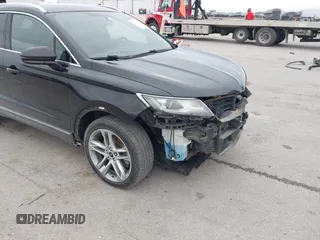 2017 Lincoln MKC Reserve with VIN 5LMTJ3DH9HUL14173, listed as a IAAI auction lot 42126106 with 140,000 mi miles and . Bid and sale history available at DreamBid. Image 19.