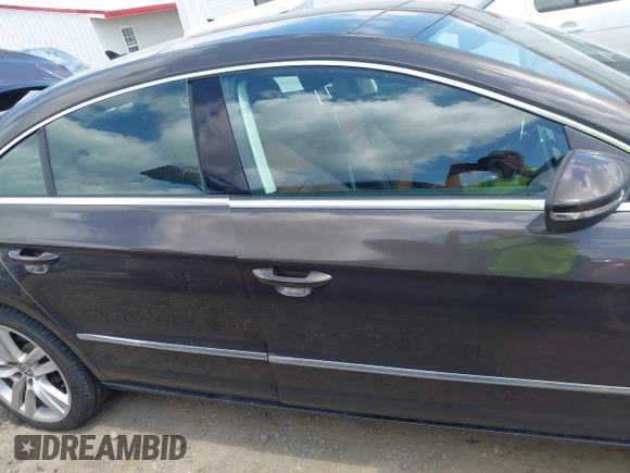 2015 Volkswagen CC Executive с VIN WVWRP7AN7FE802238, выставлен на аукционе IAAI как лот 42321727 с пробегом 65 933 миль миль и . История ставок и продаж доступна на DreamBid. Изображение 13.