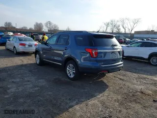 2018 Ford Explorer XLT with VIN 1FM5K8D81JGA51154, listed as a IAAI auction lot 41786582 with 74,205 mi miles. Bid and sale history available at carsss.com. Image 3.