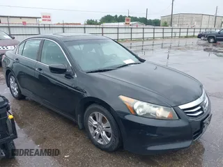 2012 Honda Accord SE z VIN 1HGCP2F66CA194145, wystawiony jako IAAI lot #39689581 z przebiegiem 221 371 mil mil oraz . Historia ofert i sprzedaży dostępna na DreamBid. Obrazek 1.