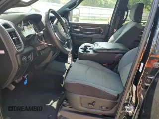 2024 Ram 2500 Big Horn с VIN 3C6UR5DL9RG303545, выставлен на аукционе Copart как лот 62143435 с пробегом 30 648 миль миль и Чистый • Clean title. История ставок и продаж доступна на DreamBid. Изображение 7.