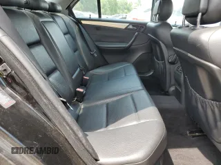 2005 Mercedes-Benz C 230 Kompressor с VIN WDBRF40J35F690593, выставлен на аукционе Copart как лот 56122435 с пробегом 227 250 миль миль и Списание • Salvage title. История ставок и продаж доступна на DreamBid. Изображение 10.