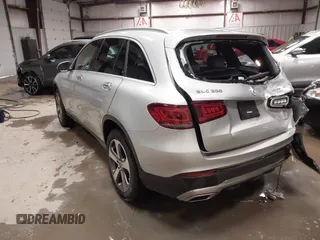 2020 Mercedes-Benz GLC 300 z VIN WDC0G8EB9LF686846, wystawiony jako IAAI lot #41371940 z przebiegiem 64 188 mil mil oraz . Historia ofert i sprzedaży dostępna na DreamBid. Obrazek 3.