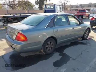 2002 Toyota Avalon XL with VIN 4T1BF28B02U262066, listed as a IAAI auction lot 41896384 with 184,646 mi miles and . Bid and sale history available at DreamBid. Image 4.