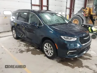 2021 Chrysler Pacifica Touring L z VIN 2C4RC3BGXMR604161, wystawiony jako IAAI lot #42064805 z przebiegiem 45 175 mil mil oraz . Historia ofert i sprzedaży dostępna na DreamBid. Obrazek 1.