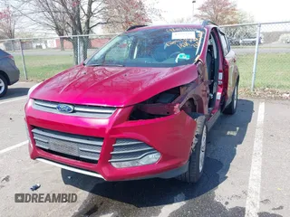 2016 Ford Escape SE with VIN 1FMCU9G99GUA89298, listed as a IAAI auction lot 42013116 with 192,408 mi miles. Bid and sale history available at carsss.com. Image 17.