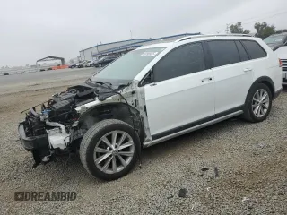 2017 Volkswagen Golf S z VIN 3VWH17AU4HM522453, wystawiony jako Copart lot #58395955 z przebiegiem 75 787 mil mil oraz Szkoda całkowita • Salvage title. Historia ofert i sprzedaży dostępna na DreamBid. Obrazek 1.