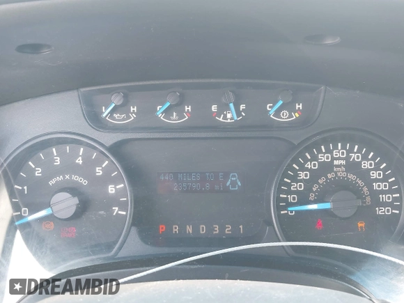2013 Ford F-150 XL with VIN 1FTMF1CM4DKD91572, listed as a IAAI auction lot 42620716 with 235,790 mi miles and . Bid and sale history available at DreamBid. Image 7.