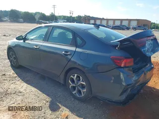 2019 Kia Forte LXS z VIN 3KPF24ADXKE139561, wystawiony jako IAAI lot #42188481 z przebiegiem 119 215 mil mil oraz . Historia ofert i sprzedaży dostępna na DreamBid. Obrazek 3.
